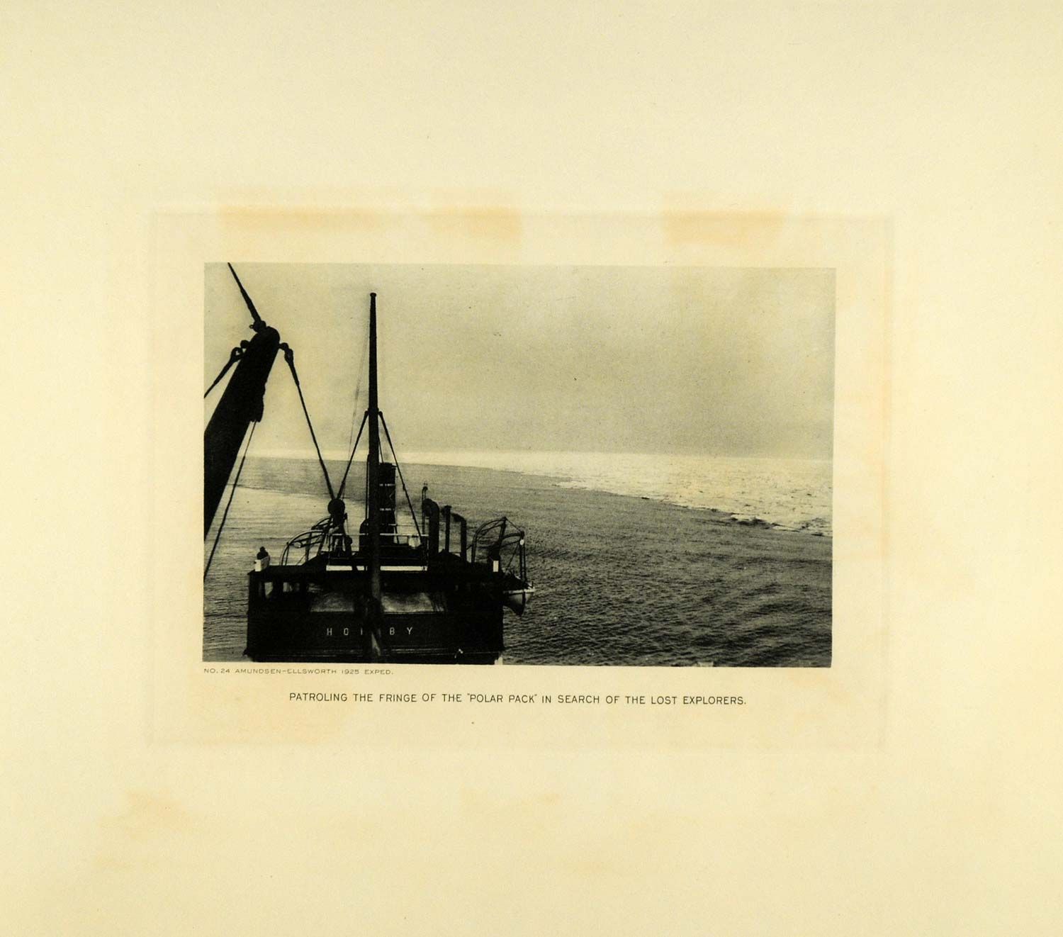   SHIP Patrol Boat Ocean Polar Expedition Exploration Amundsen