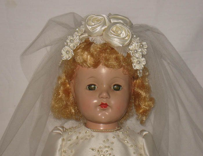 1940s Effanbee 22 Composition Anne Shirley Bride Doll