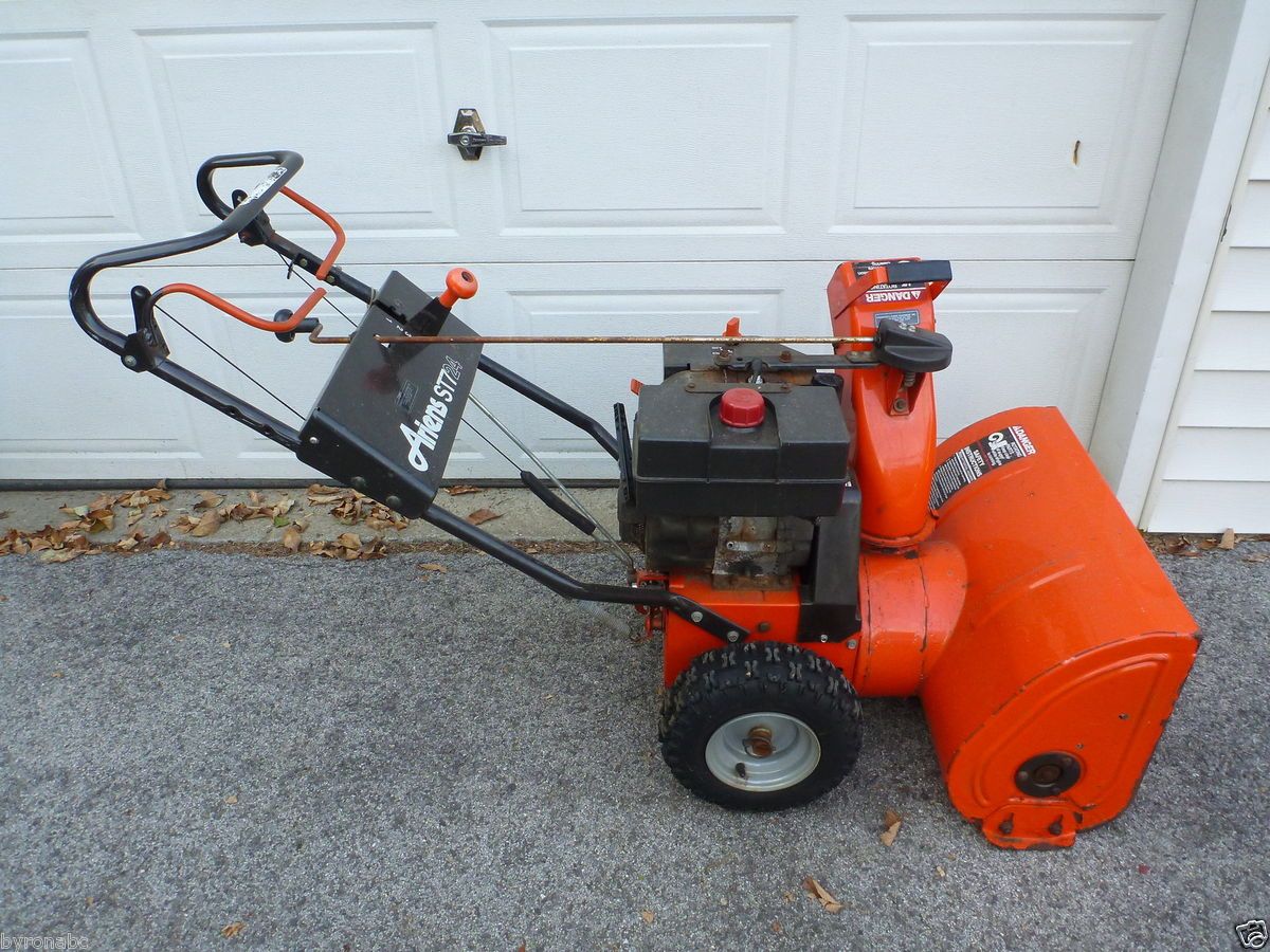 Ariens ST724 Snowblower Snow Blower 7HP 24  Snowthrower Thrower 93022 