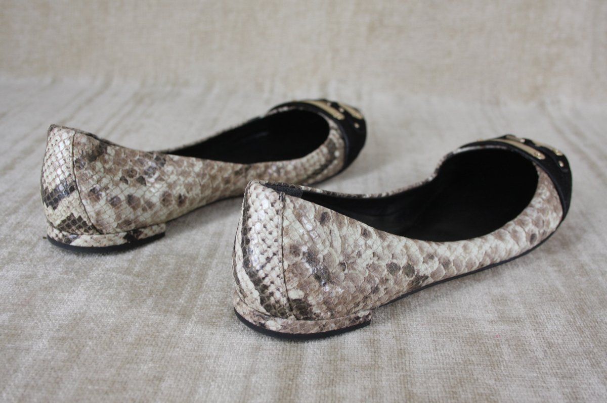 Brian Atwood Avisha Snake Embossed Ballerina Flat Ivory Size 8 5 $ 