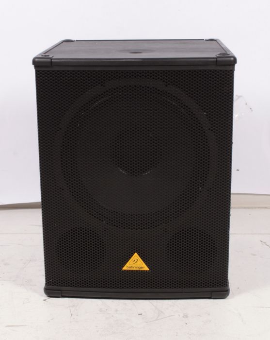 Behringer EUROLIVE B1800D Pro Active 18 Subwoofer Regular 