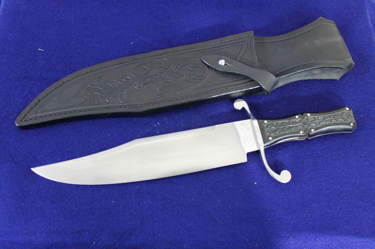 BEAUTIFUL MARK BANFIELD CUSTOM CARVED BUFFALO HORN BOWIE KNIFE ONE OF 