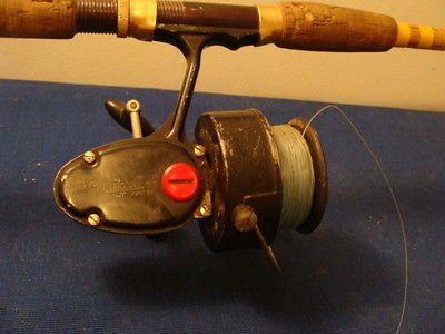 OLD & RARE SHAKESPEARE WONDEROD FISHING POLE & ABU GARCIA 302 