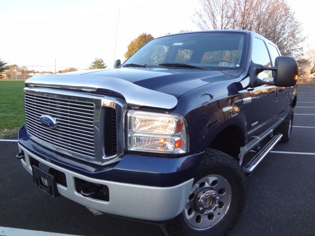 Ford  F 250 Crew Cab 172 FORD F 250 FX4 OFFROAD 6.0L 4X4 DIESEL XLT 