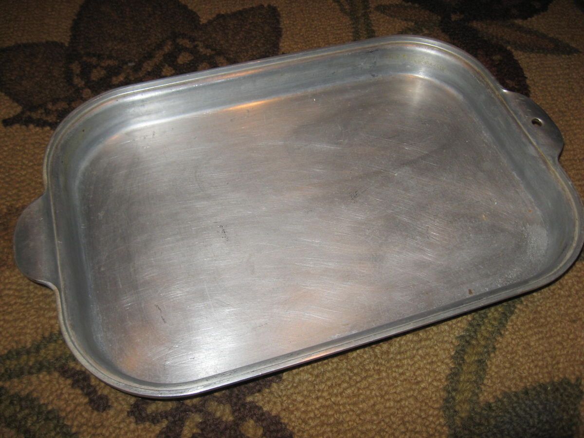 Vintage Wearever #918 Aluminum Roaster Heavy Duty Baking Pan