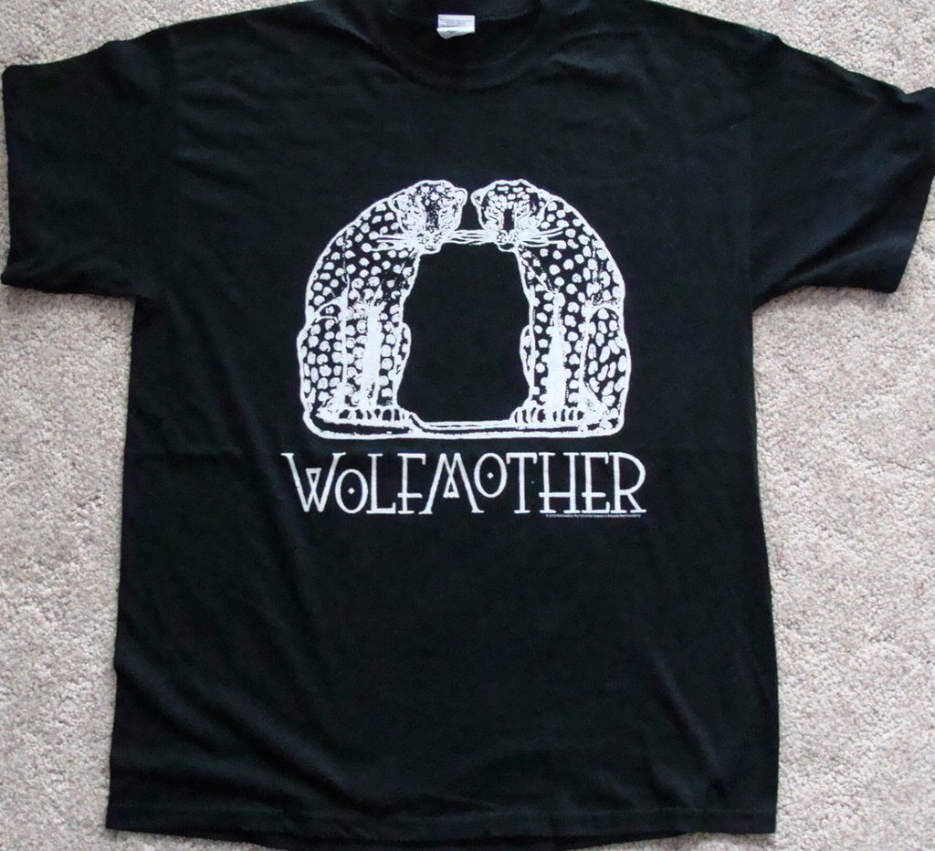 wolfmother tour t shirt large  13 49