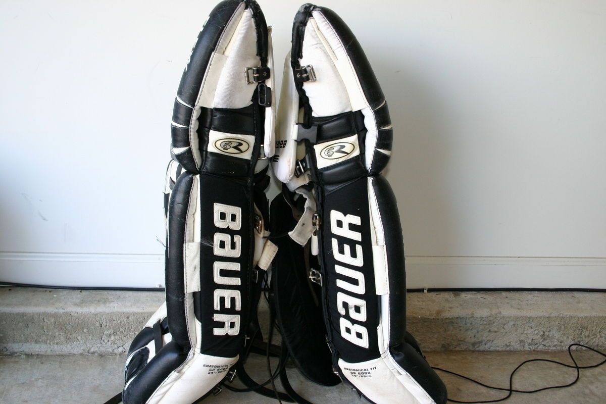 Bauer Supreme goalie pads