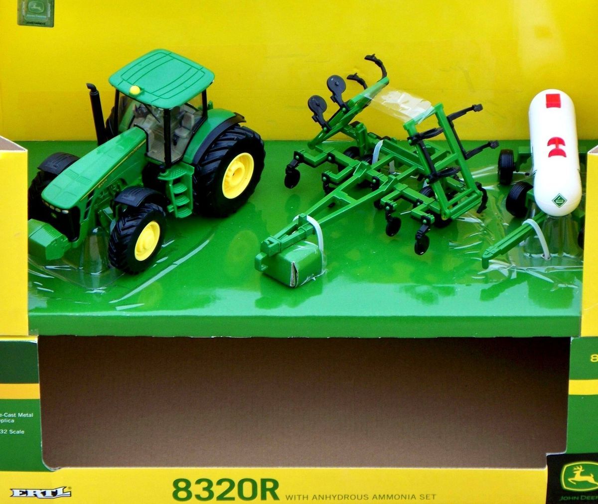 Ertl JOHN DEERE 8320R Farm Tractor NH3 Applicator Ammonia Tanker Set 1 