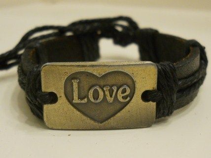 Beautiful Love Leather Bracelets Colors Adjustable New