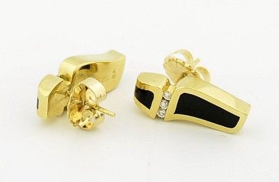 Excellent 18K Y G Bernard K Passman Diamond Earrings with Black Coral 