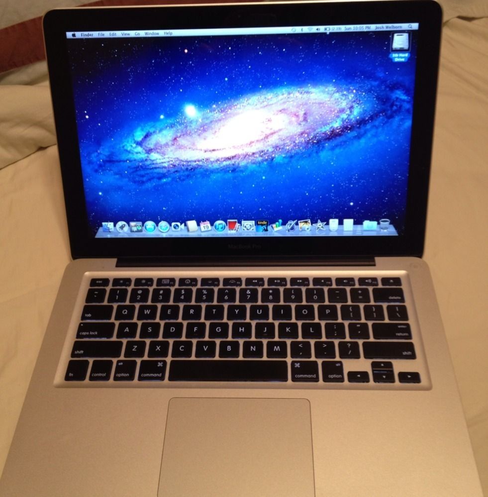 Apple MacBook Pro 13 3 Laptop MC374LL A April 2010