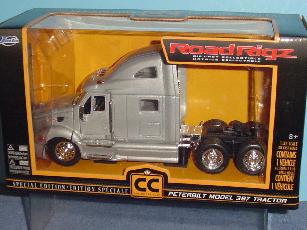 Peterbilt 387 Big Rig Tractor with Sleeper Silver Grey 1 32 by Jada 