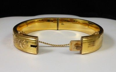   Gold Filled Hinged Bracelet w Safety Chain 22 9 grams 1940S