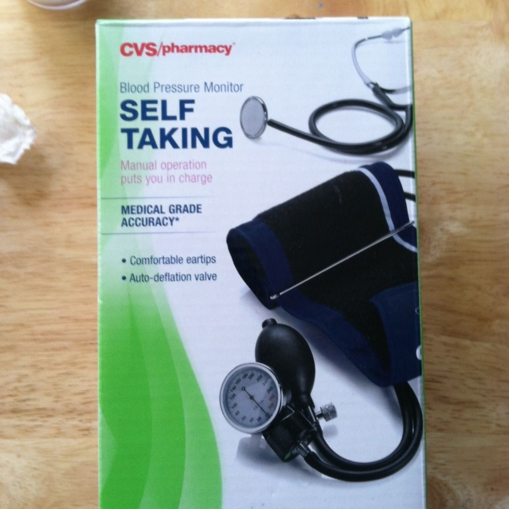 Blood Pressure Cuff Stethoscope Sphygmomanometer Kit New