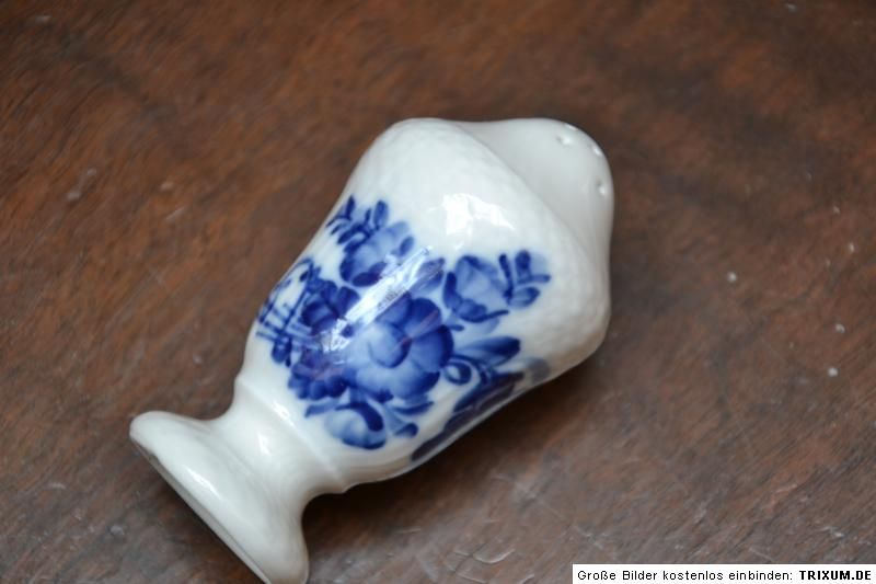 Royal Copenhagen Blaue Blume Salz Streuer Gewellter Rand Handmalerei 