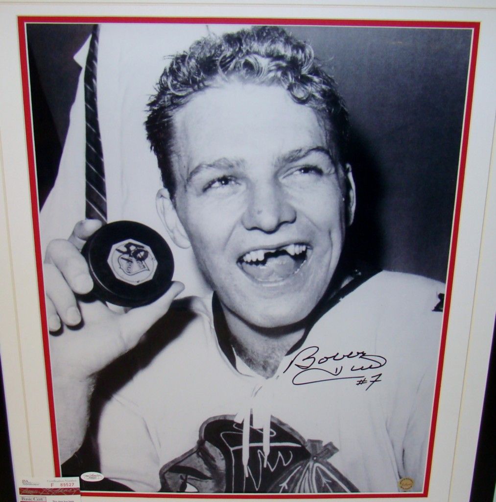 Bobby Hull Signed Custom Framed Blackhawks 16x20 JSA