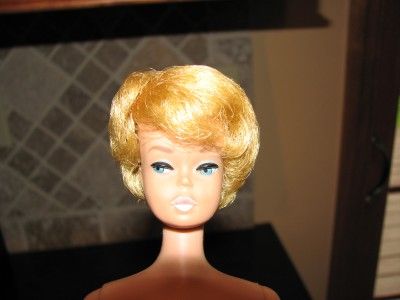 Vintage Nonthatched Side Part Bubblecut Barbie Blonde Bubble Cut White 