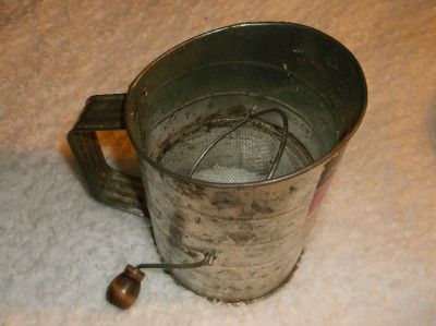 Bromwell Three Cup Bright Tim Crank Sifter Two Wire Agitator Vintage 