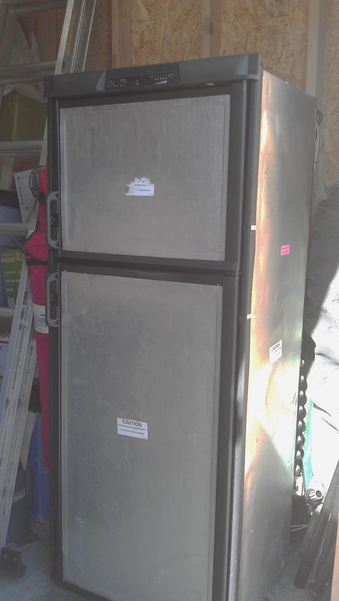 Dometic NDR 1062 RV Built in Refrigerator