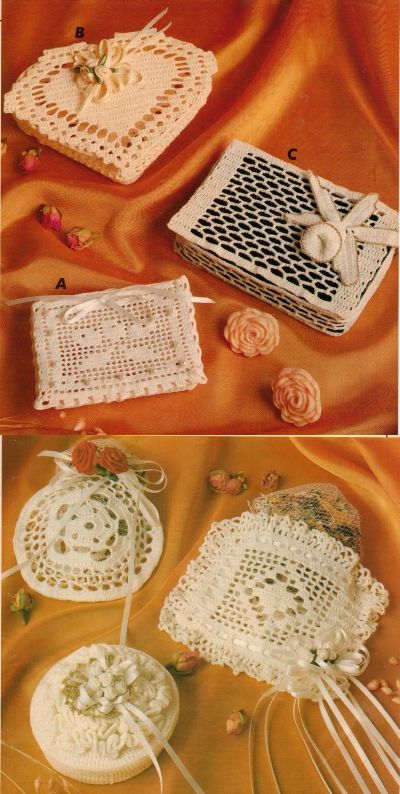 Foursome White Campion Crochet Doily Pyramid Pillow Applique 