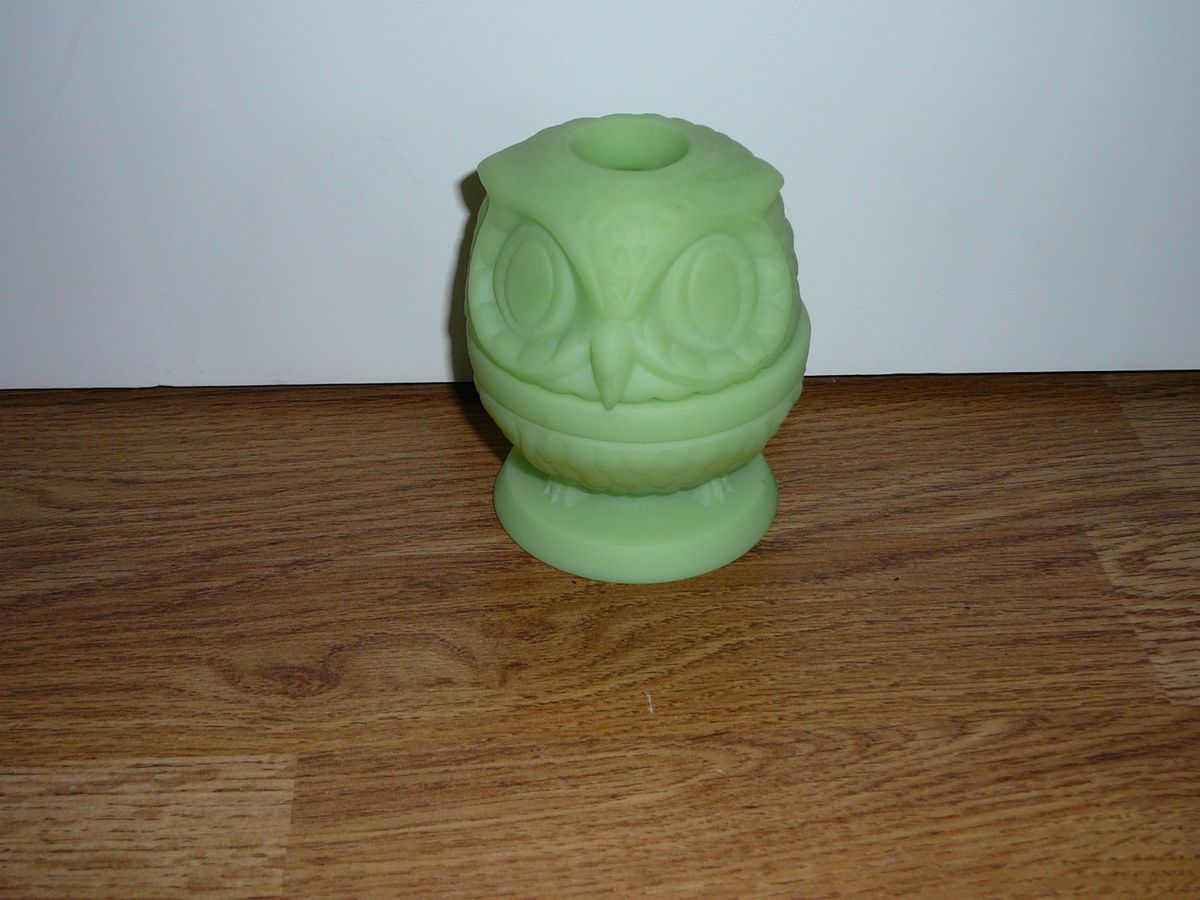 Vintage Fenton Lime Sherbert Green Owl Fairy Light