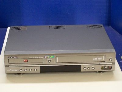 Samsung DVD CD VHS V2000 Video Player Recorder Combination XLNT