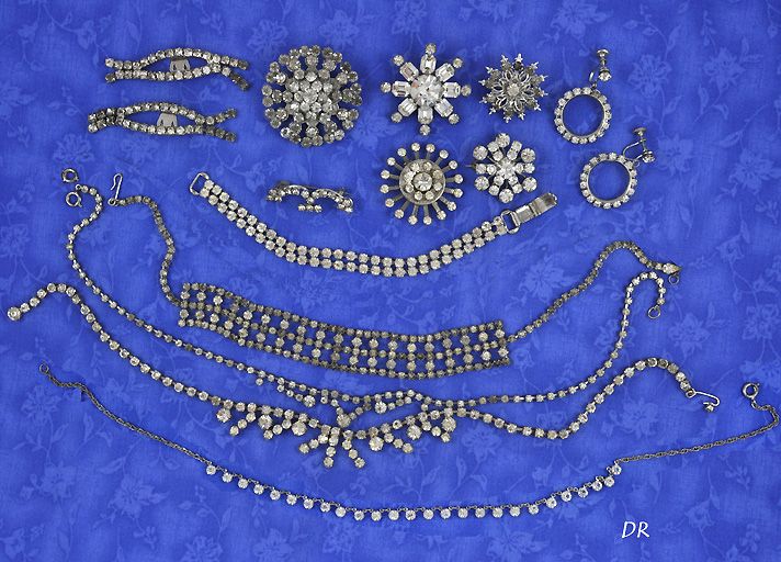 Lot of Vintage Rhinestone Costume Jewelry Necklaces Etc