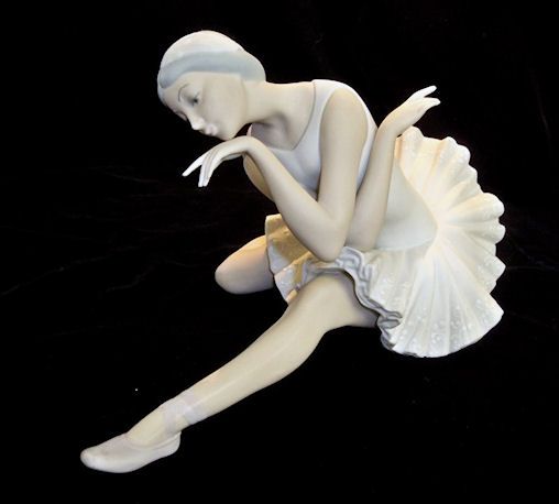  Retired DEATH OF A SWAN Ballerina   Matte Finish La Muerte del Cisne