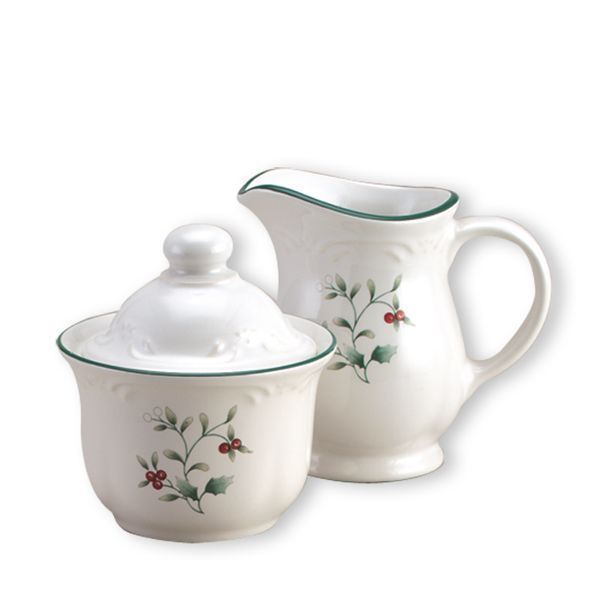 Pfaltzgraff Winterberry Sugar Bowl Creamer Set