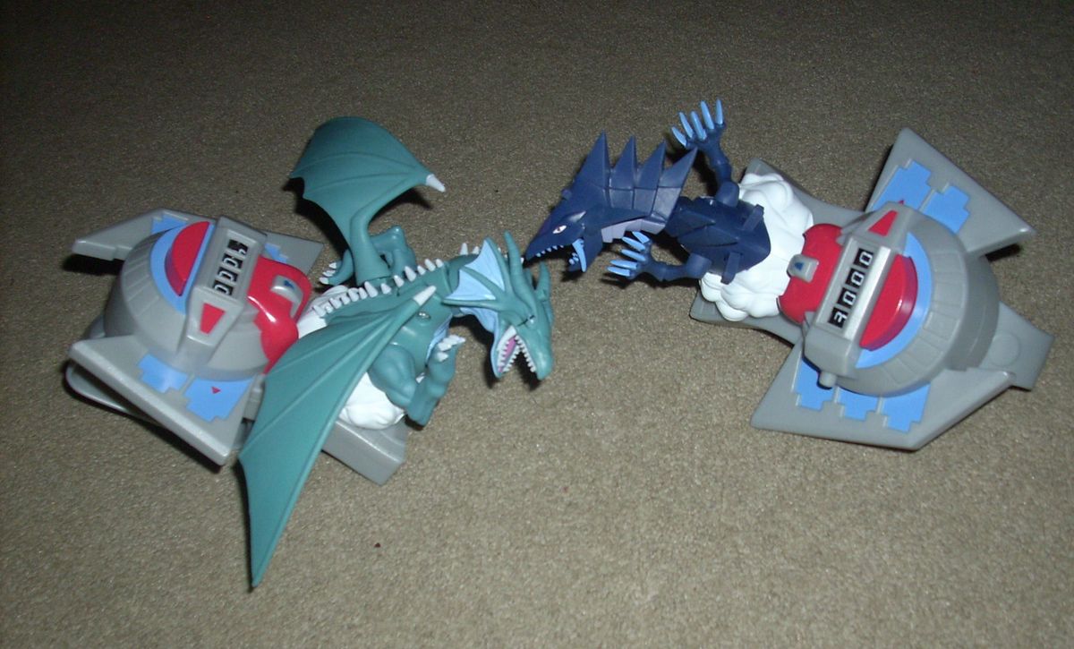  DUEL DISK Eye of Timaeus / Fang of Critias RARE Battle Dragons Game