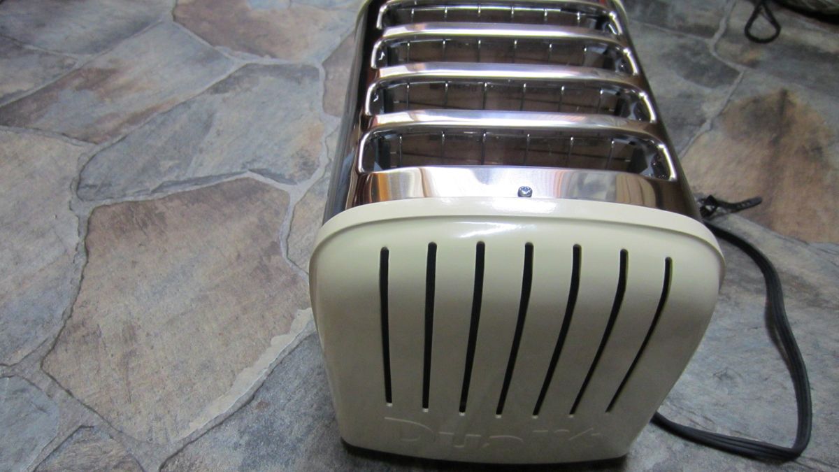 Dualit Classic 4 Slice Toaster 40434 Utility Cream