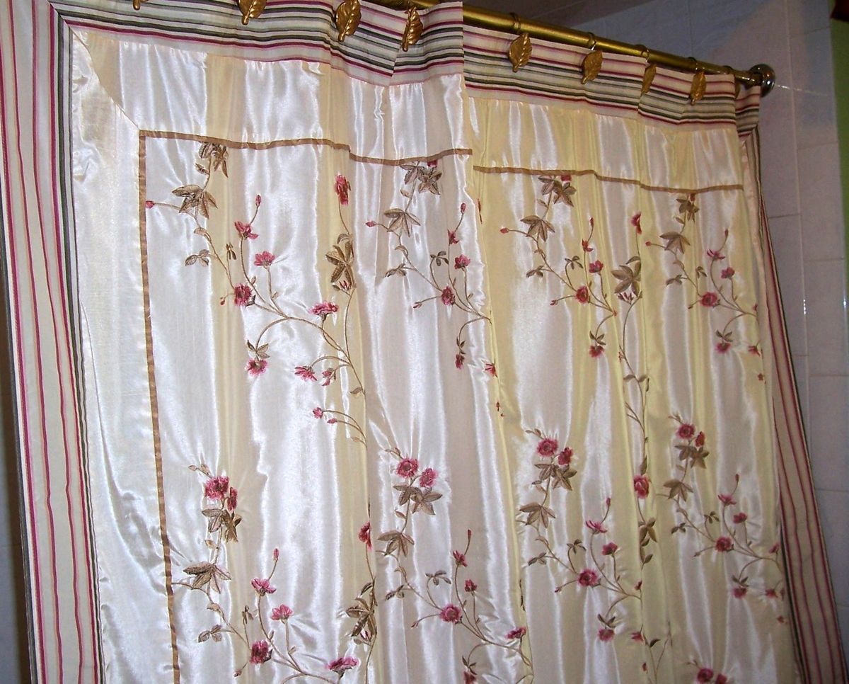 CROSCILL ROSE GARDEN FABRIC SHOWER CURTAIN JC PENNEY 72 x 72