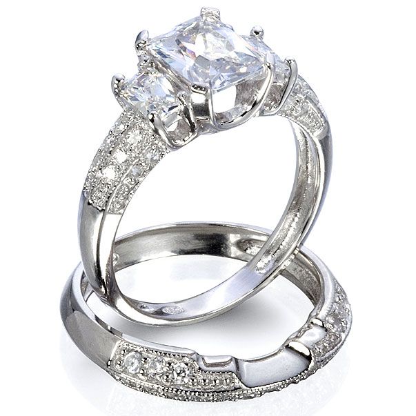   exquisite triple emerald shape cubic zirconia wedding ring set