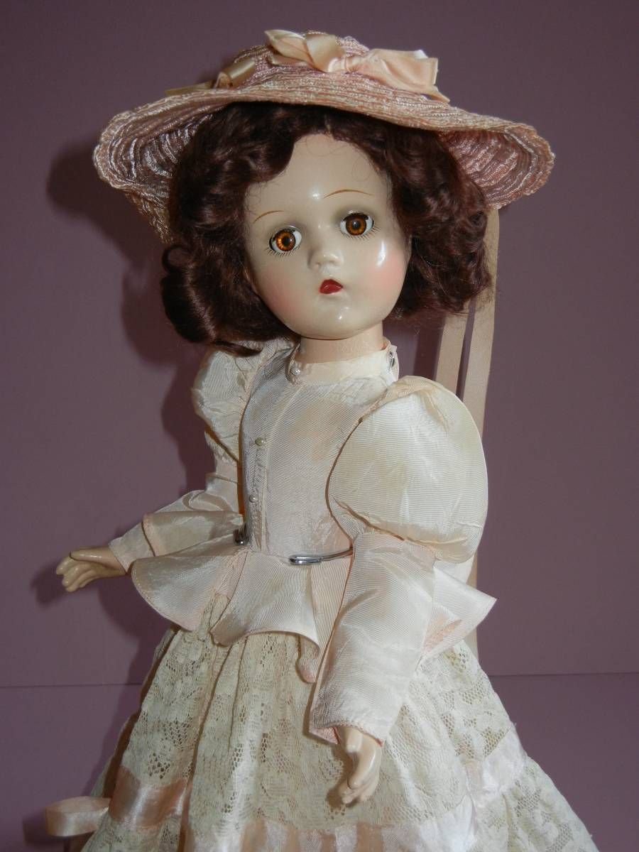   ALEXANDER COMPOSITION DOLL REBECCA FROM DAPHNE DU MAURIER ORIGINAL