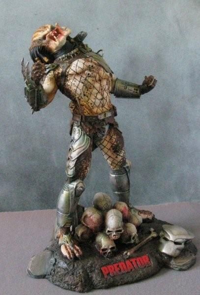 Dark Horse Predator RARE Painted Resin Bowen Model Box