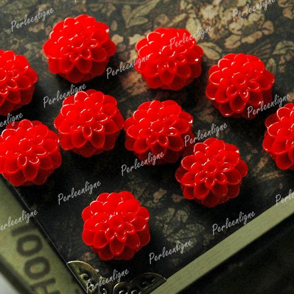 10 Pcs 13x13x7mm Cabochons Dahlia Flower Flatback Vintage Resin Red