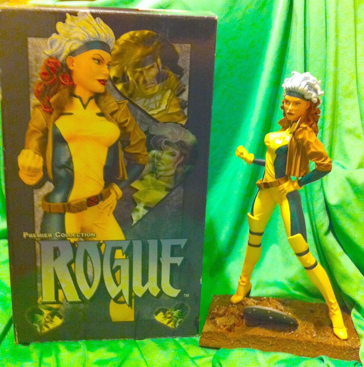 DIAMOND SELECT   X MEN   ROGUE  FULL SIZE RARE 446 / 3000