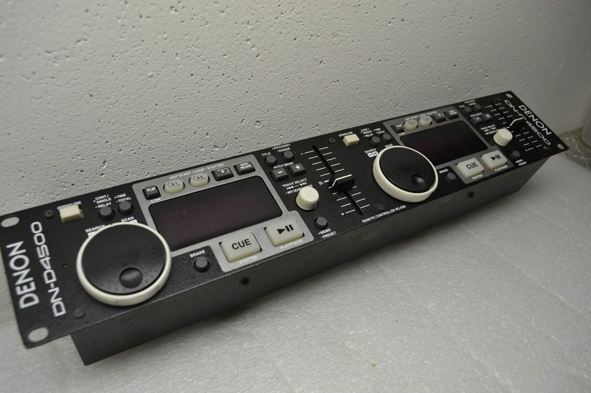  Denon DN D4500  Mixer