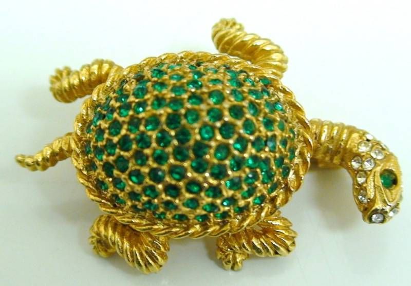 Denicola Vintage Signed Green Rinestone Turtle Brooch