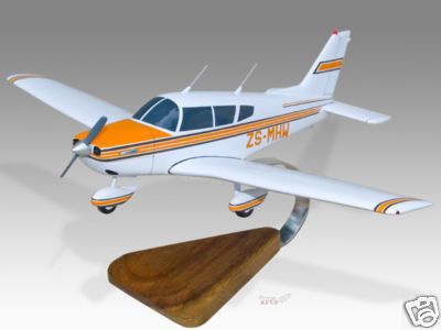 Piper PA 28 Cherokee Desktop Airplane Model