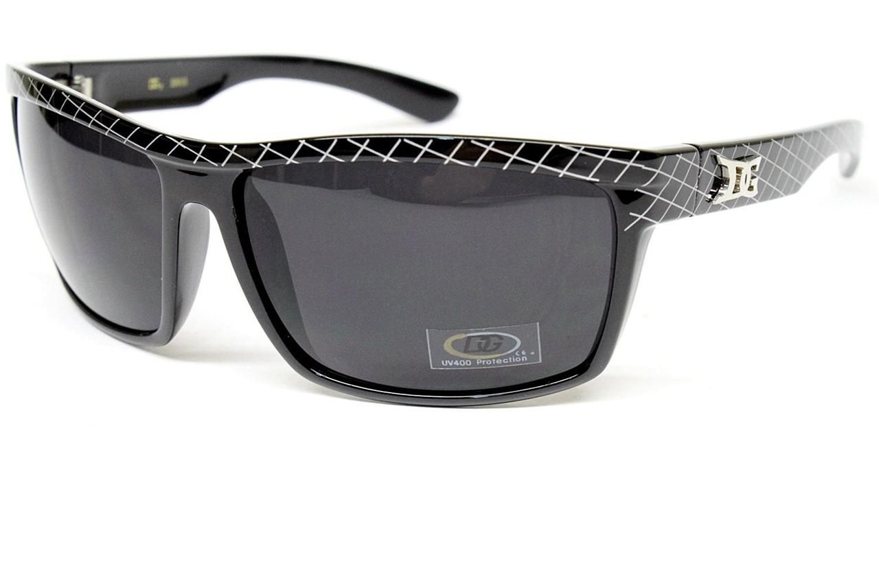 New Hot DG Eyewear Wayfarer Style Sunglasses Includes Free Soft