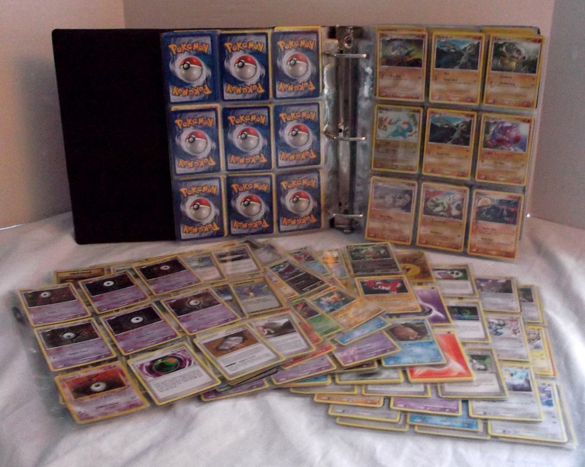 Lot of Over 550 Pokemon Cards Card Year 1998 2002 2004 2008 Mixed Lot