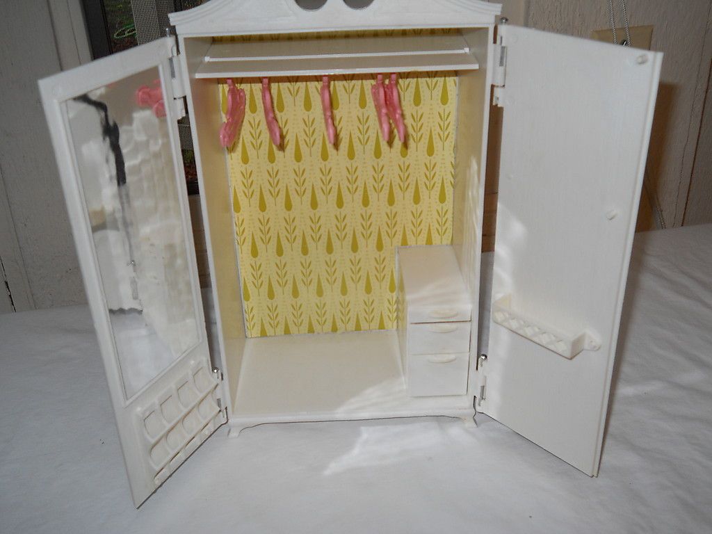  Susy GOOSE Barbie Ken Midge Doll 1963 Wardrobe Closet Furniture