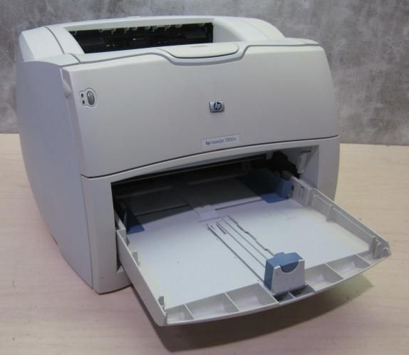 HP LaserJet 1300 Laser Printer Q1335A No Toner