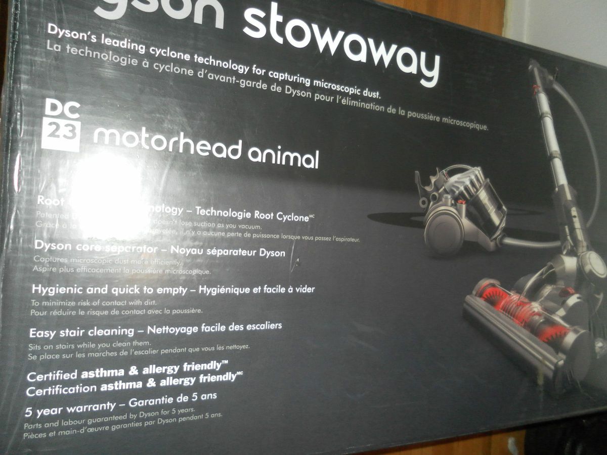 Dyson DC23 Motorhead Animal Vacuum Cleaner