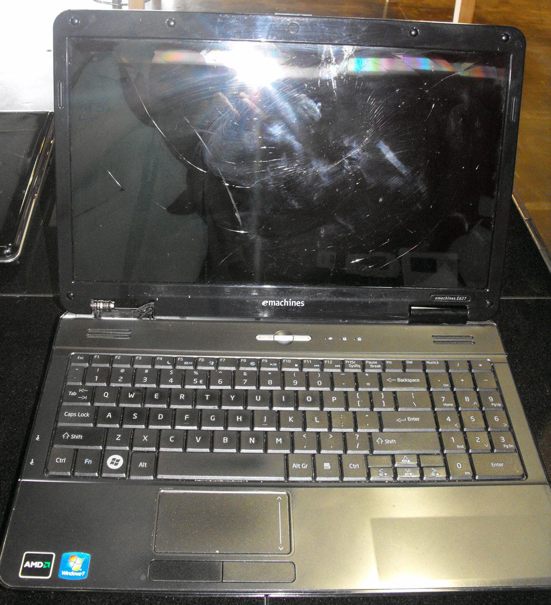 Emachine E627 Model KAWG0 for parts Laptop As Is No HDD No Memory No