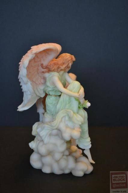 Sisters Heart and Soul Angel Seraphim Classics Angel 81486 in OB