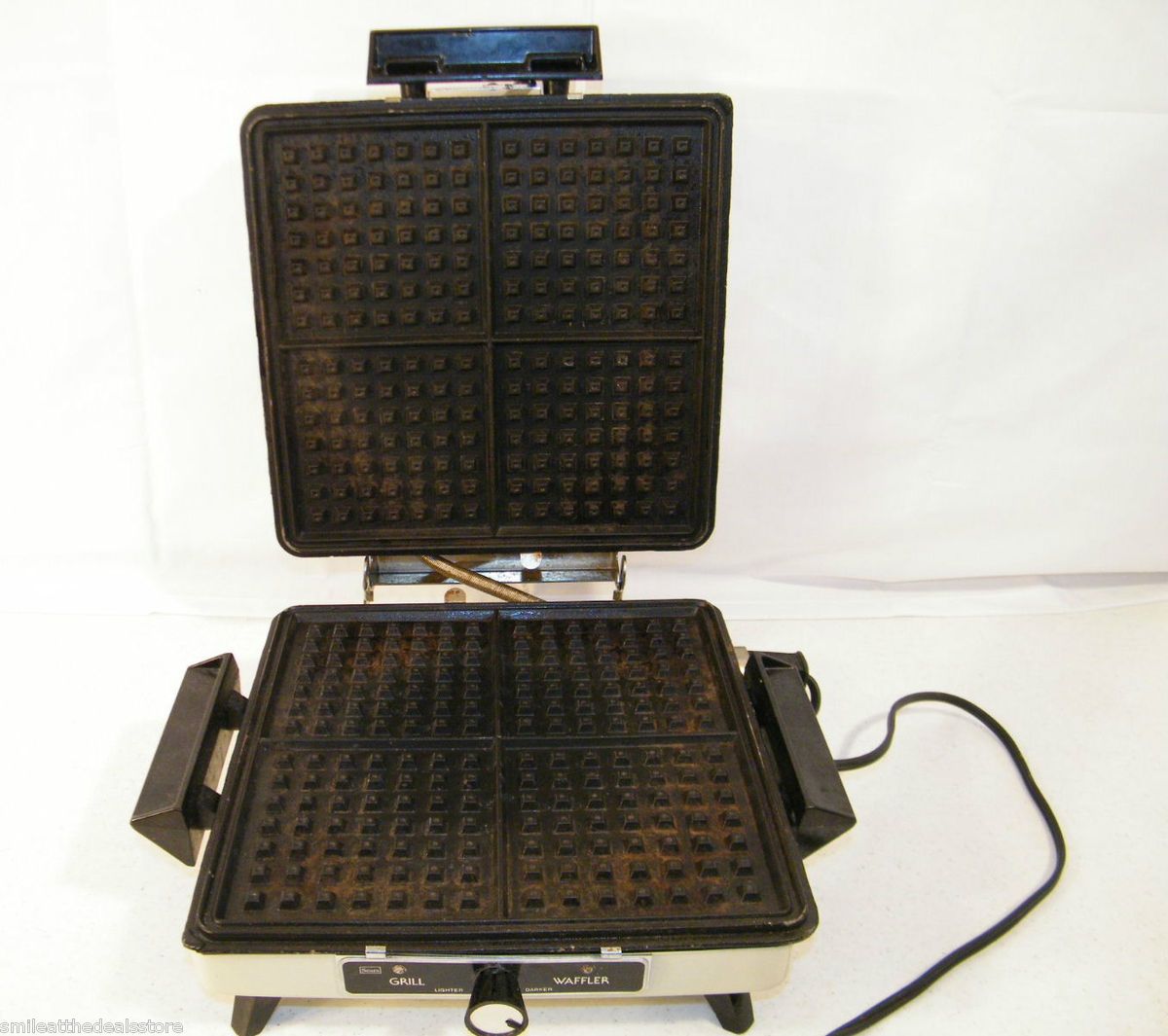 1970s Roebuck Electric Waffle Iron Sandwich Maker Retro on PopScreen