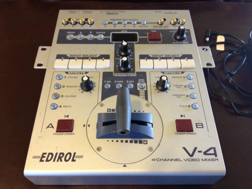 Edirol Roland Four Channel V 4 V4 Video Mixer Switcher 4 Channel