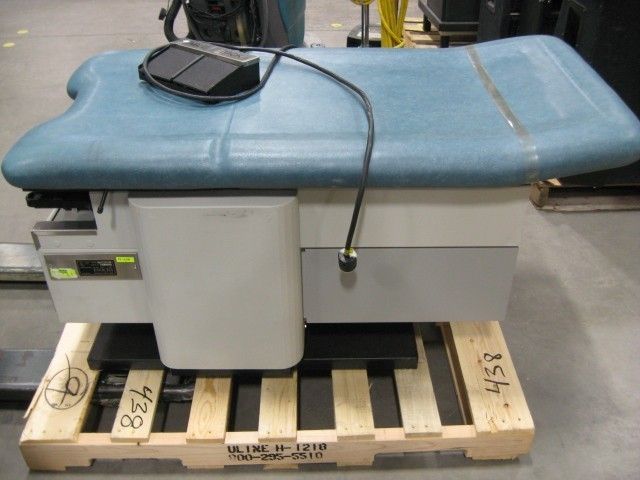 Enochs Power 4000 Medical Exam Table FS14187